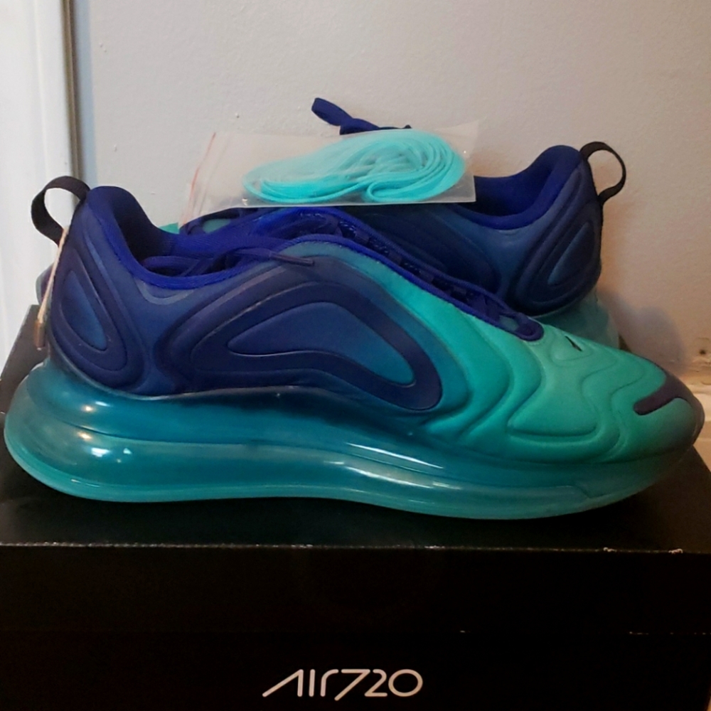 - BLACK FRIDAY- Air max